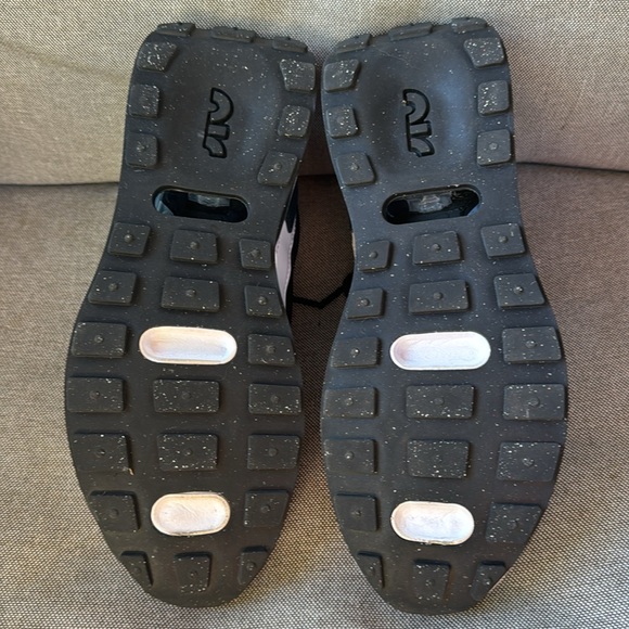 Nike Air Max Pre-Day - Black/Anthracite/White Men’s 7.5 - Picture 7 of 16